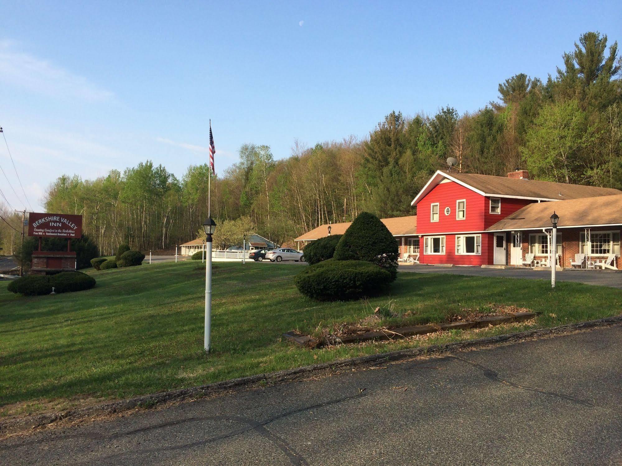 Motel Berkshire Valley